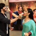 The cast and crew of Dangal TV’s show Pati Brahmachari came together on the sets to celebrate the completion of 100 episodes