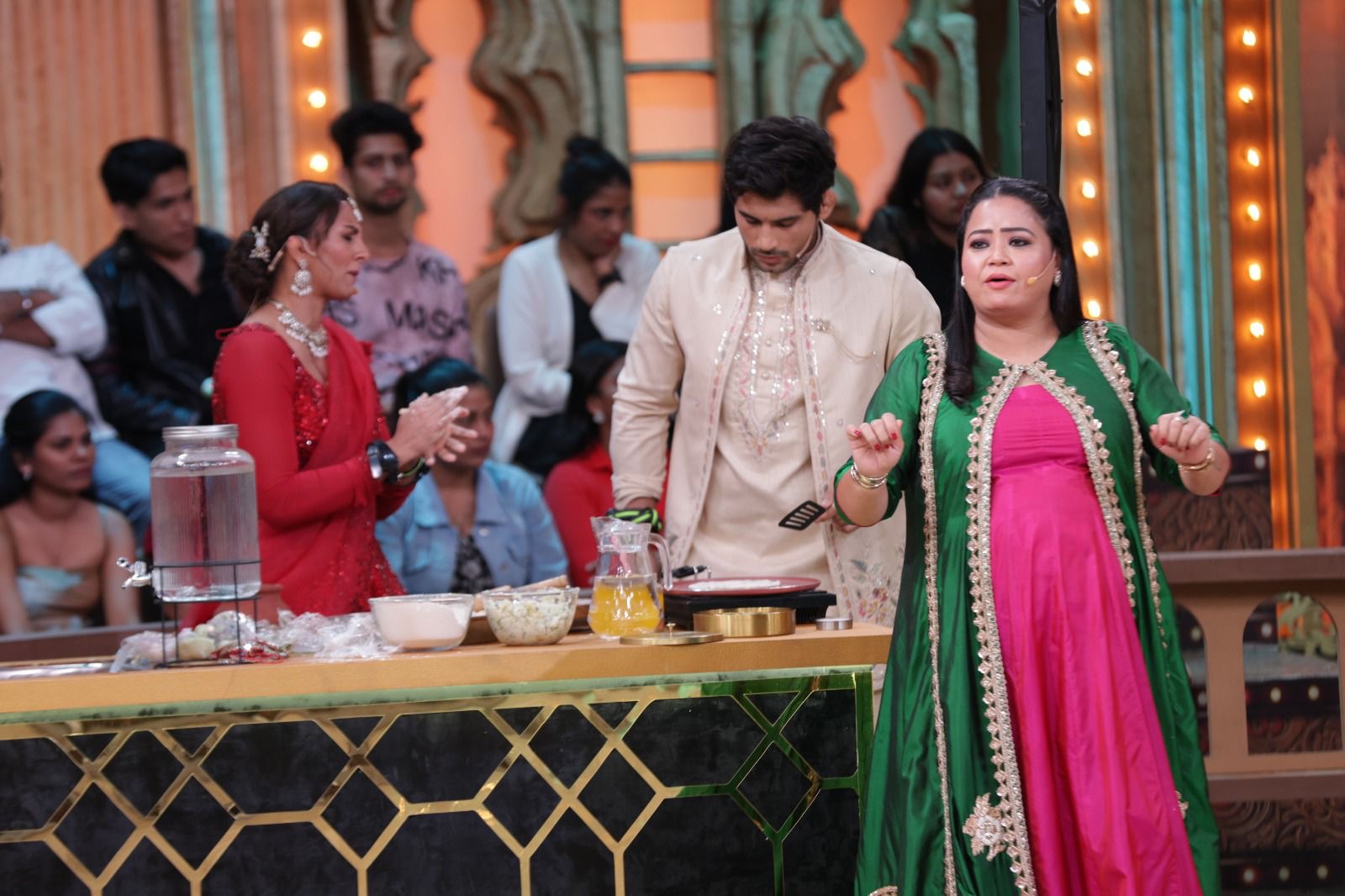 Bharti Singh brings a hilarious aaloo paratha cook-off challenge to the grand finale of COLORS’ ‘Dhamaal with Pati Patni Aur Panga’